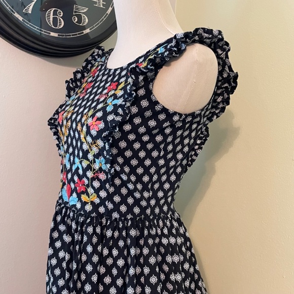 Mata Traders Cotton peasant dress with embroidery XS - Picture 3 of 9